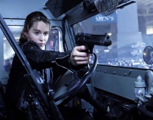 Emilia-Clarke-Terminator-web-650x509