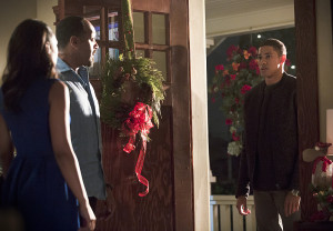 The Flash -- "Running to Stand Still" -- Image: FLA209b_0097b.jpg -- Pictured (L-R): Candice Patton as Iris West, Jesse L. Martin as Detective Joe West and Keiynan Lonsdale as Wally West -- Photo: Katie Yu/The CW -- ÃÂ© 2015 The CW Network, LLC. All rights reserved.